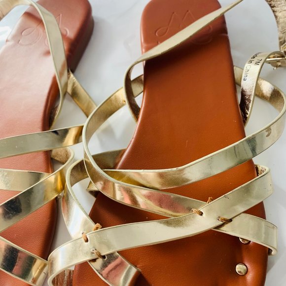 CWC Gold Strap Gold Stud Ankle Strap Flat Sandals - Picture 7 of 8